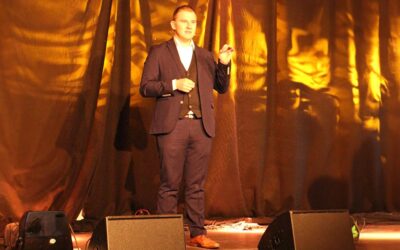 Tanner ist Finalist beim großen Speaker-Slam